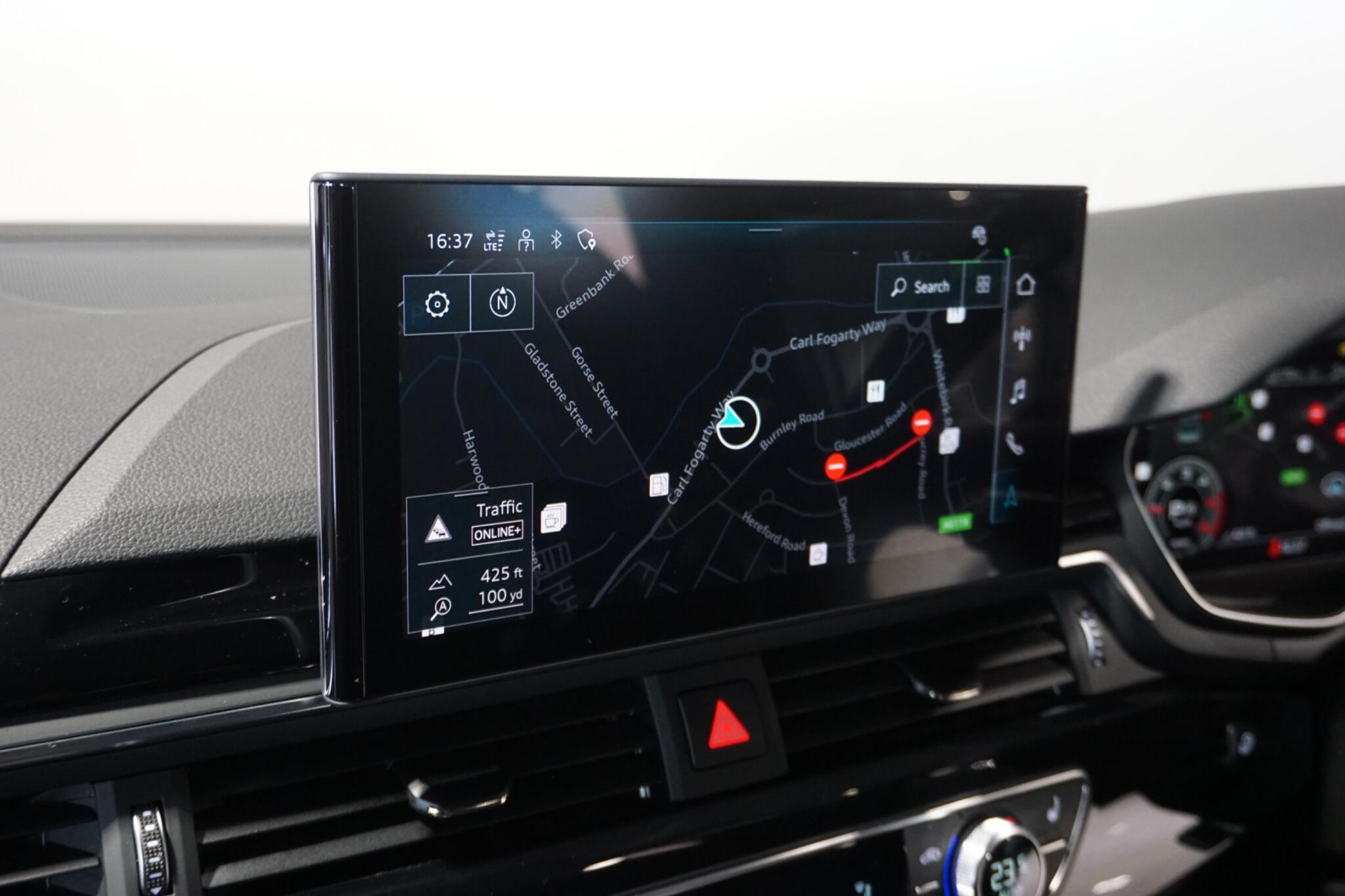 Audi A4 2.0 TDI 40 Black Edition Saloon 4dr Diesel S Tronic quattro Euro 6 (s/s) (204 ps)